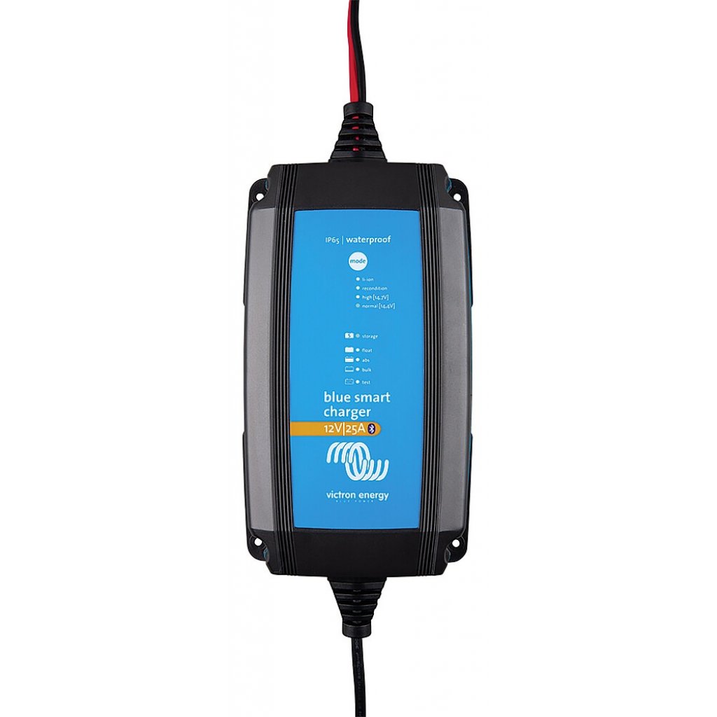 Victron Energy Akkuladegerät Victron Blue Smart IP65 Charger + DC-Anschluss